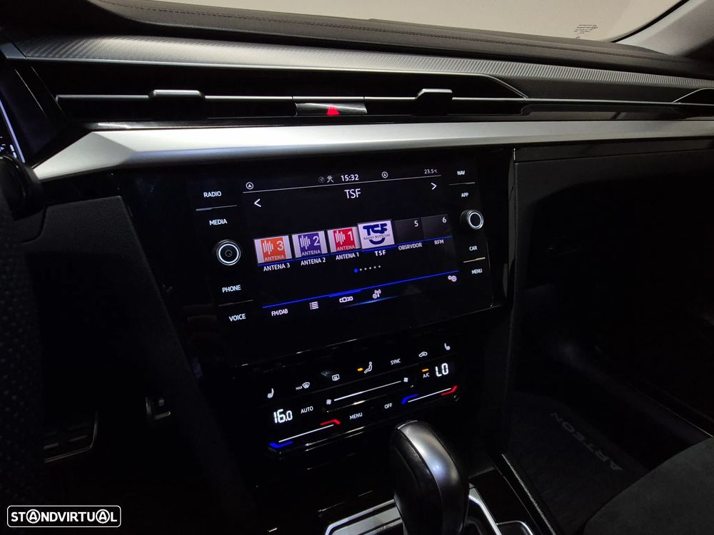 VW Arteon Shooting Brake 2.0 TDI Elegance DSG - 34