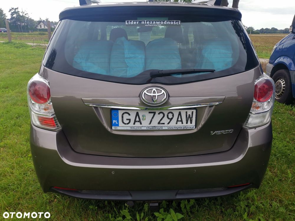Toyota Verso 1.8 Selection EU6 - 29