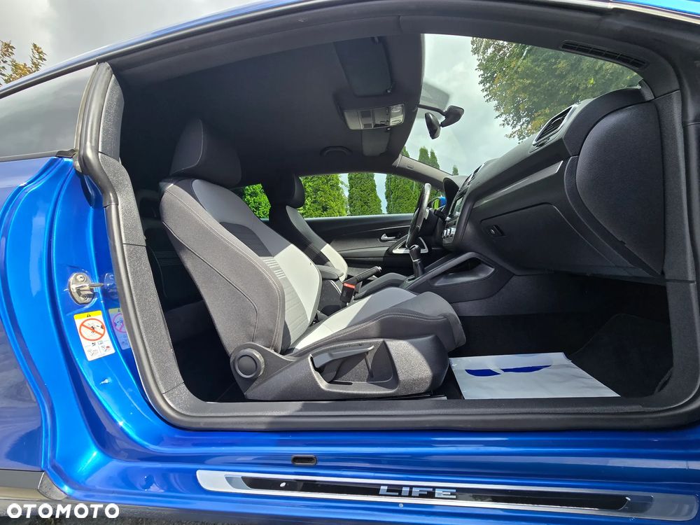 Volkswagen Scirocco 1.4 TSI BlueMotion Technology Life - 26