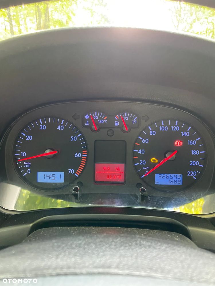 Volkswagen Golf IV 1.4 16V Comfortline - 6