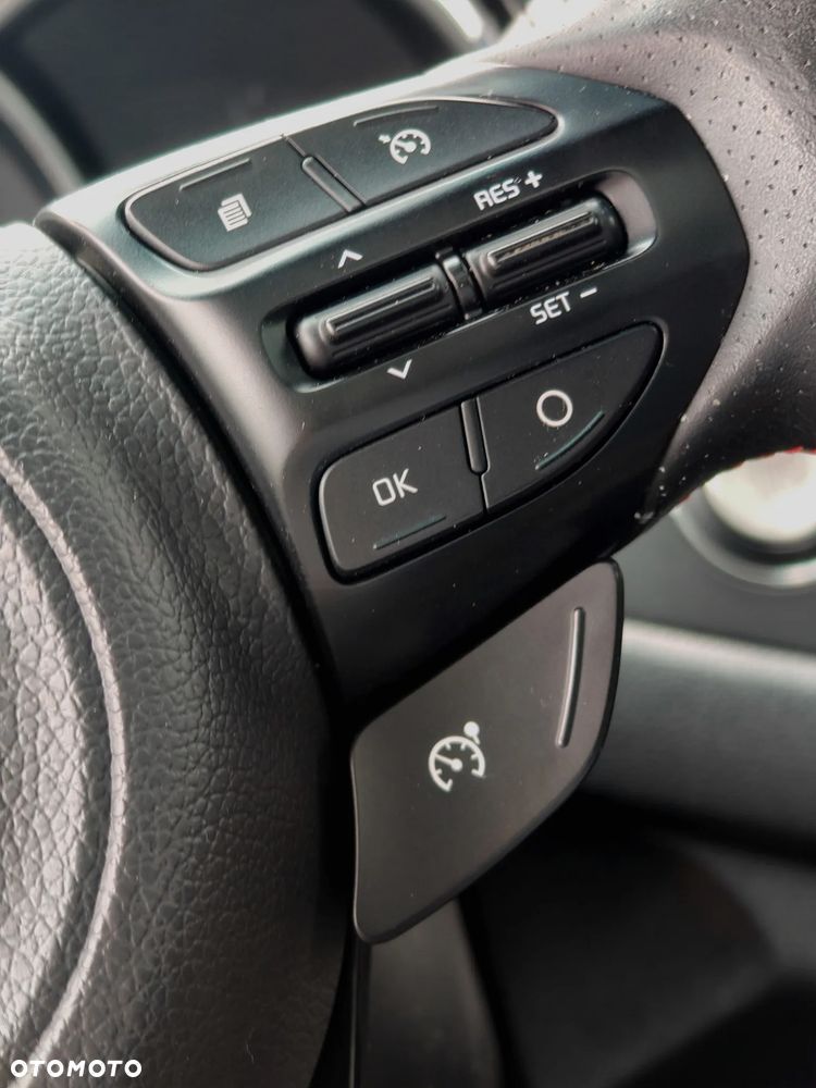 Kia Ceed - 16