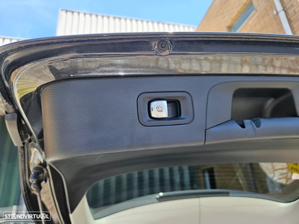 Mercedes-Benz GLC 300 de 4Matic 9G-TRONIC - 30