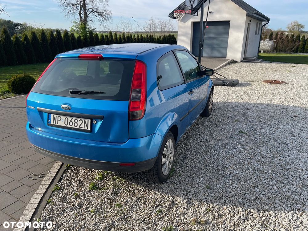 Ford Fiesta 1.3 - 5