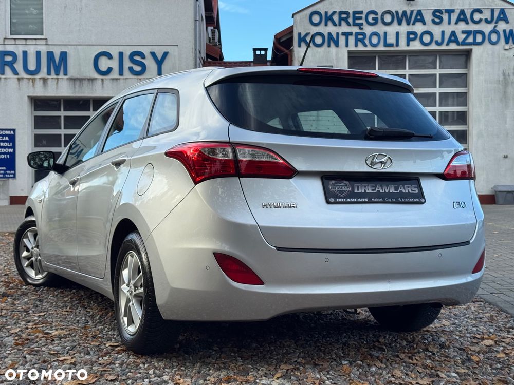 Hyundai i30 - 11