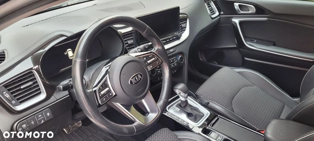 Kia Ceed 1.4 T-GDI L Business Line DCT - 18