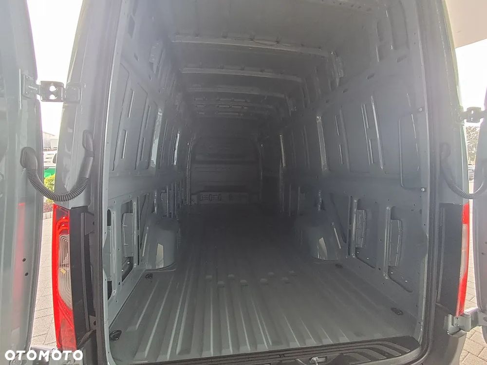 Mercedes-Benz Sprinter Furgon - 12