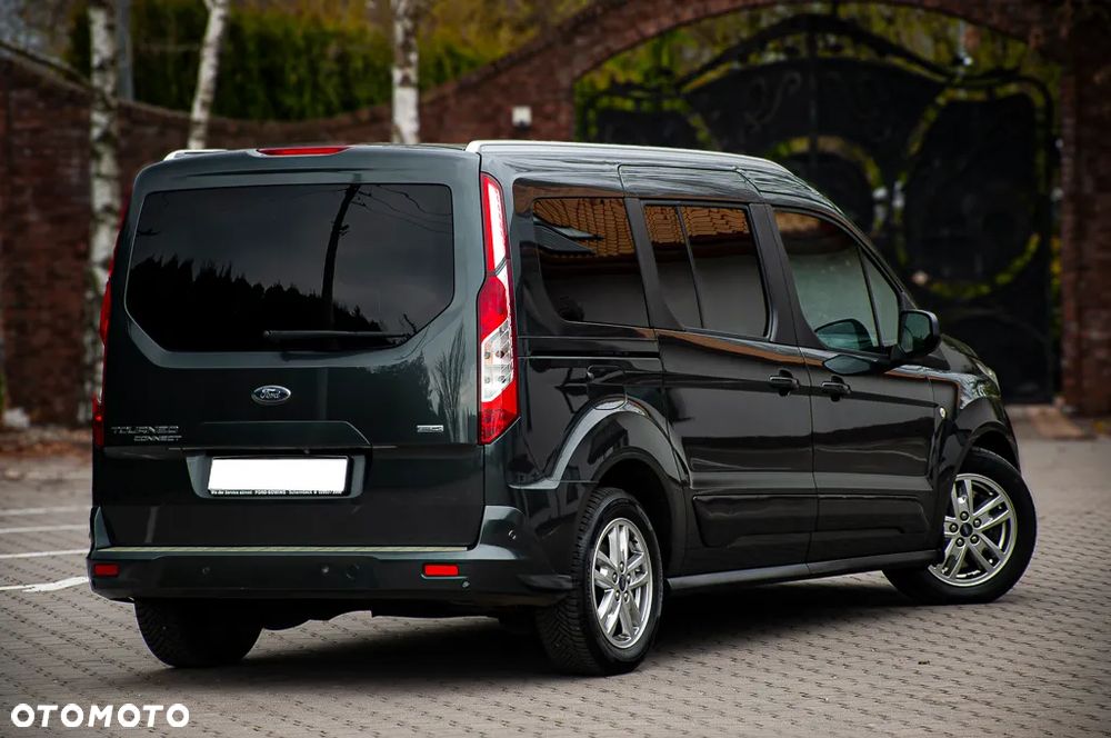 Ford Tourneo Connect Grand - 11