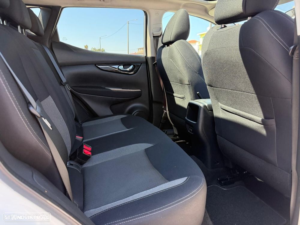Nissan Qashqai 1.3 DIG-T N-Connecta J18 Led - 15