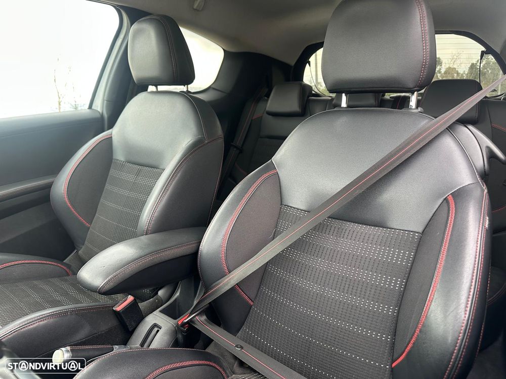 Peugeot 208 1.2 PureTech GT Line - 9