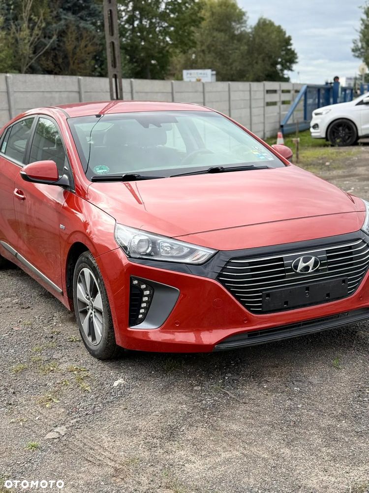 Hyundai IONIQ 1.6 GDI Style - 11