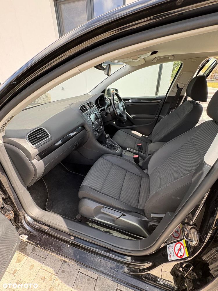 Volkswagen Golf 2.0 TDI DPF Comfortline - 9
