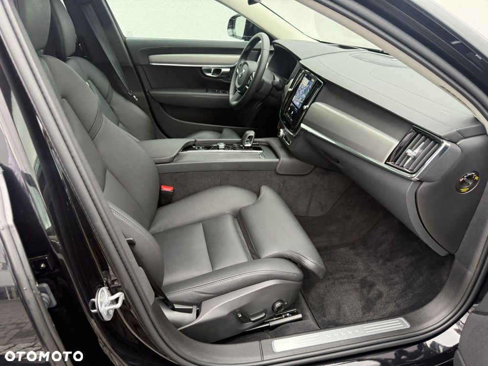Volvo S90 - 30