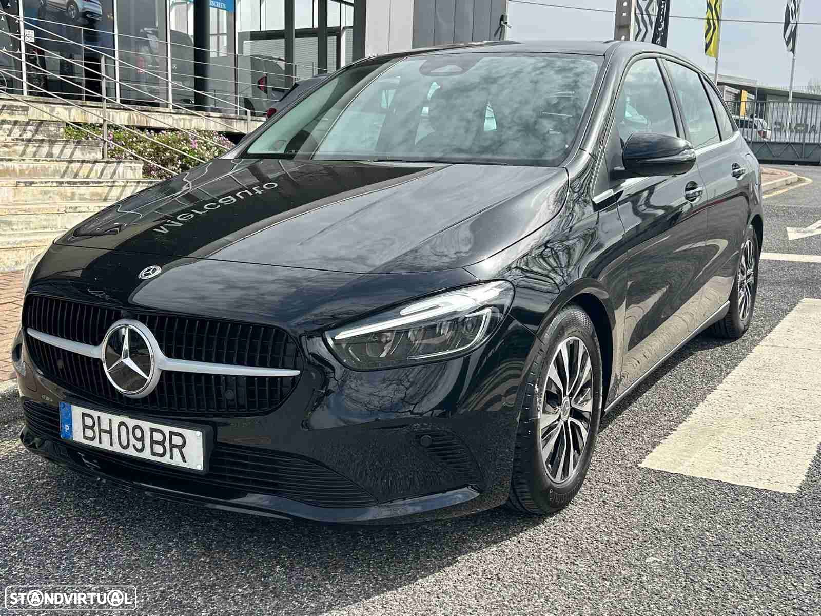 Mercedes-Benz B 180 d - 4