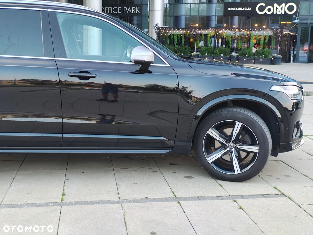 Volvo XC 90 D5 AWD R-Design 7os - 30