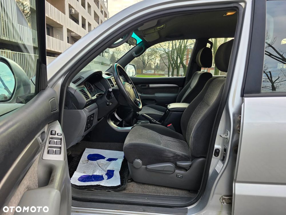 Toyota Land Cruiser 3.0 D Sol - 4