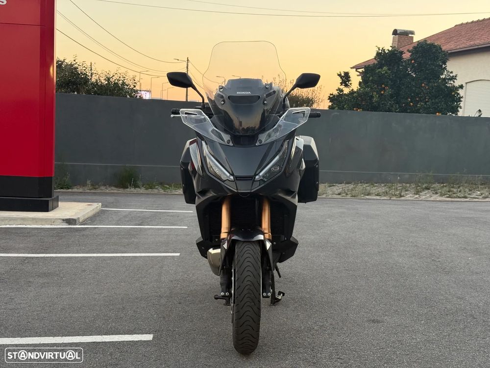 Honda NT 1100 - 9