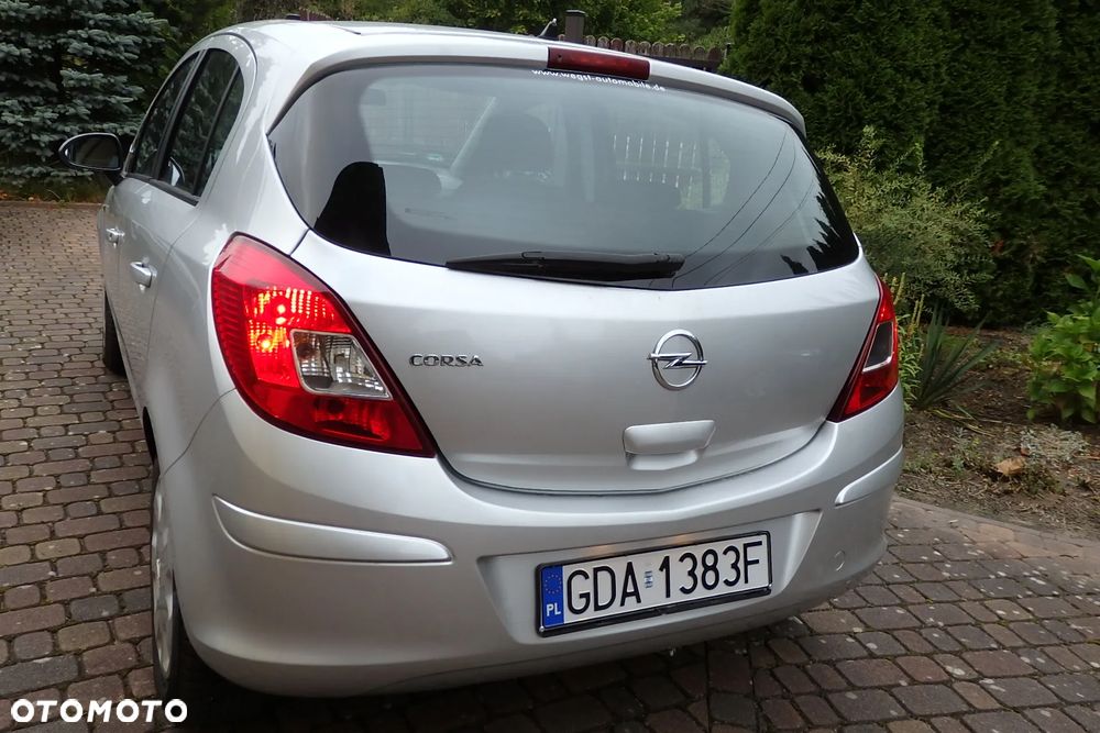 Opel Corsa 1.2 16V 111 - 18