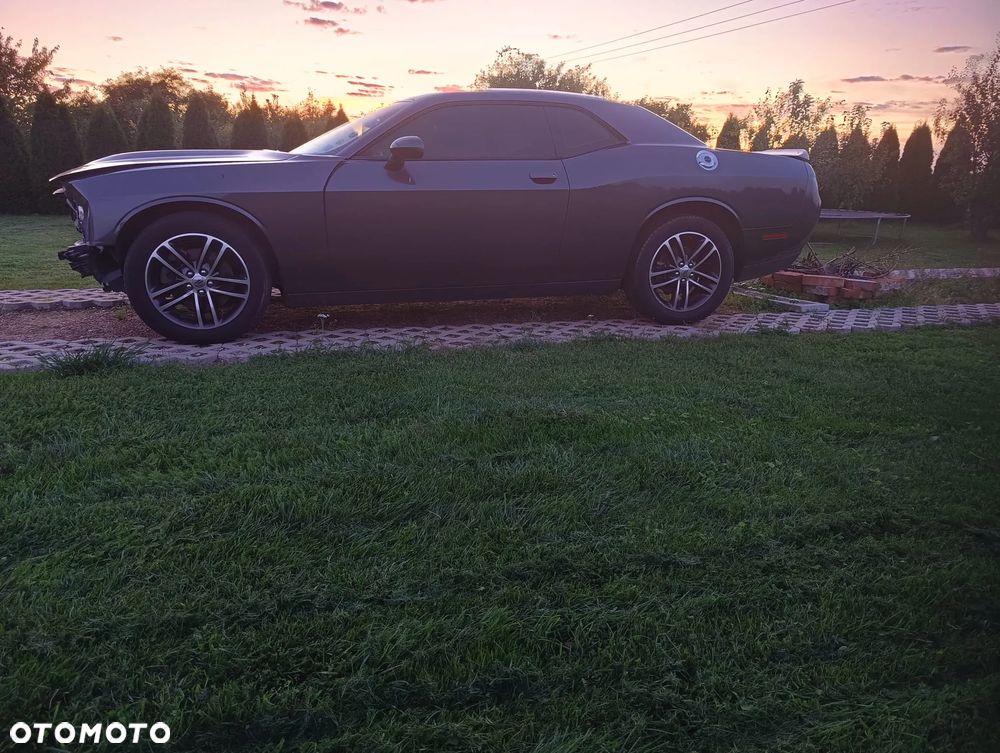 Dodge Challenger 3.6 SXT - 14