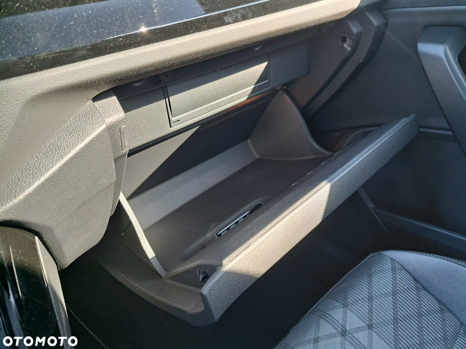 Volkswagen T-Roc 2.0 TSI 4Motion R-Line Plus DSG - 32