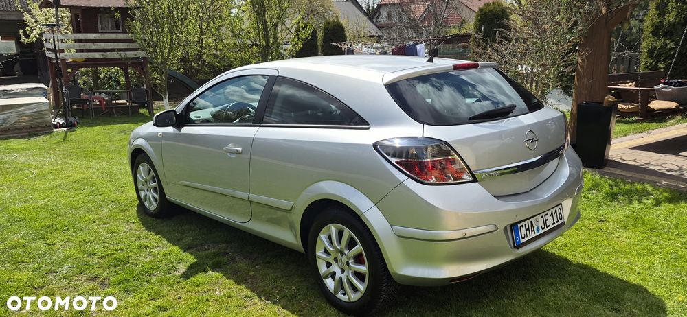 Opel Astra 1.6 Innovation - 8