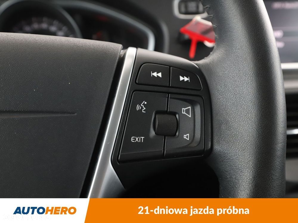 Volvo V40 - 27
