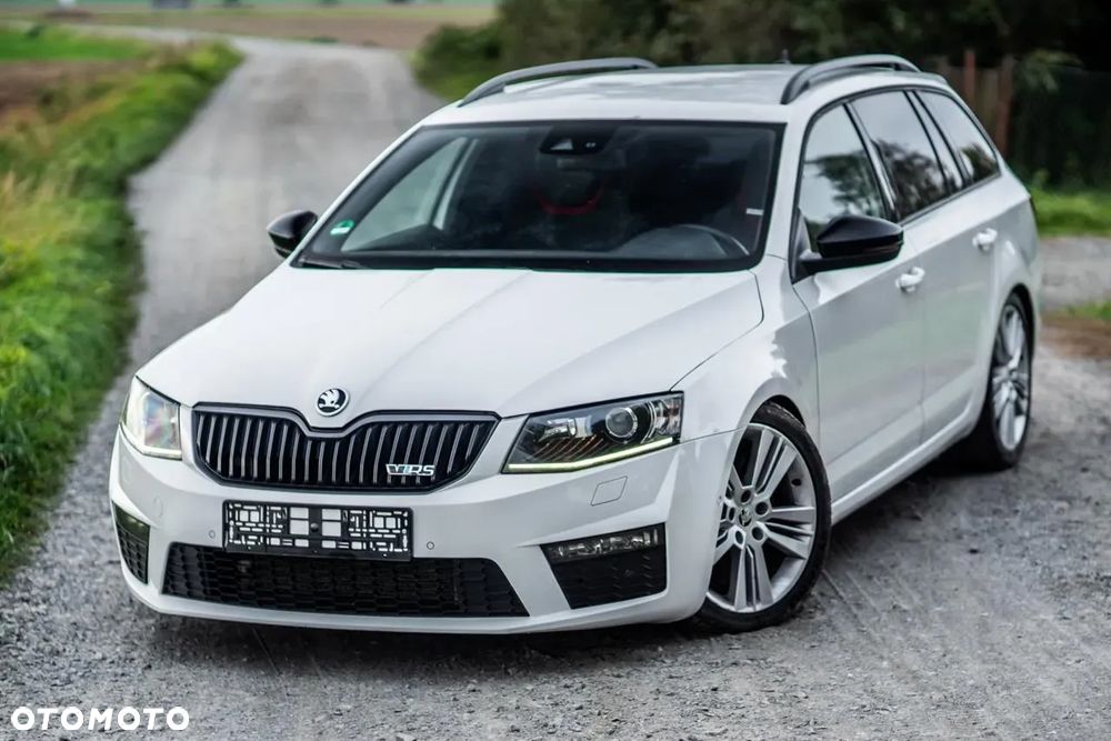 Skoda Octavia Combi 2.0 TDI (Green tec) RS - 5