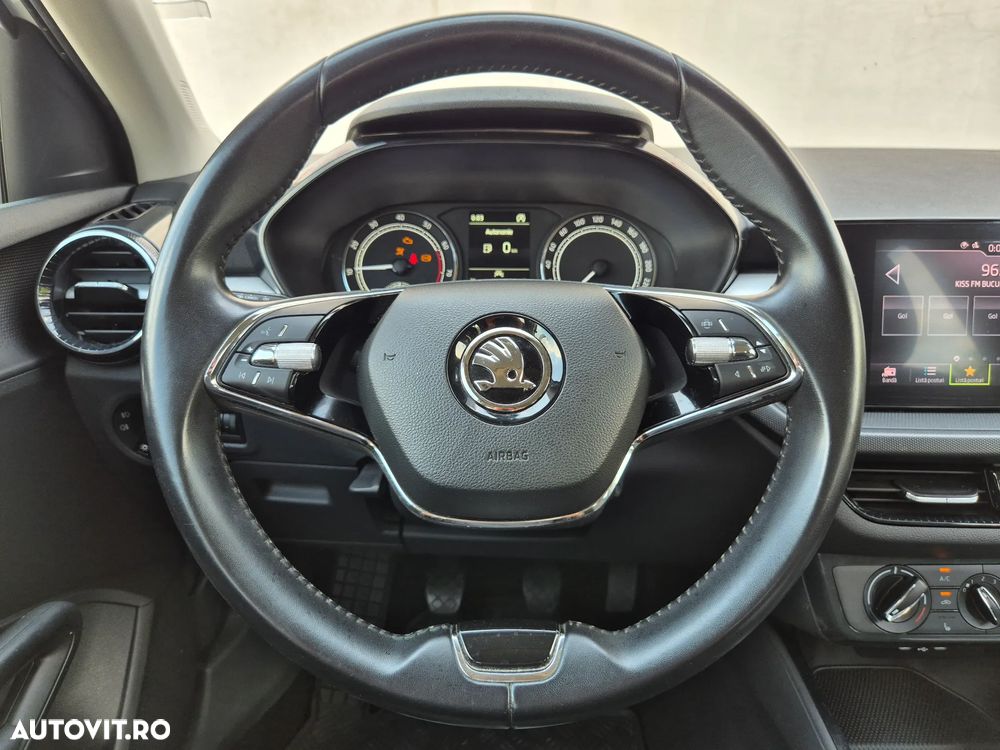 SKODA Fabia 2022 — imagine 14