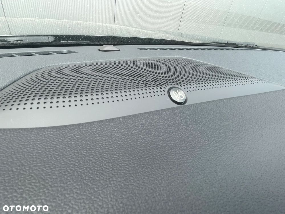 Ford Kuga 2.5 FHEV FWD ST-Line X eCVT - 21