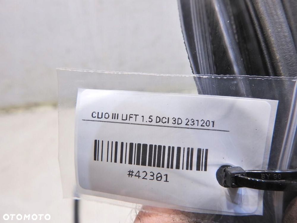 USZCZELKA DRZWI PRAWA RENAULT CLIO III 3D LIFT - 5