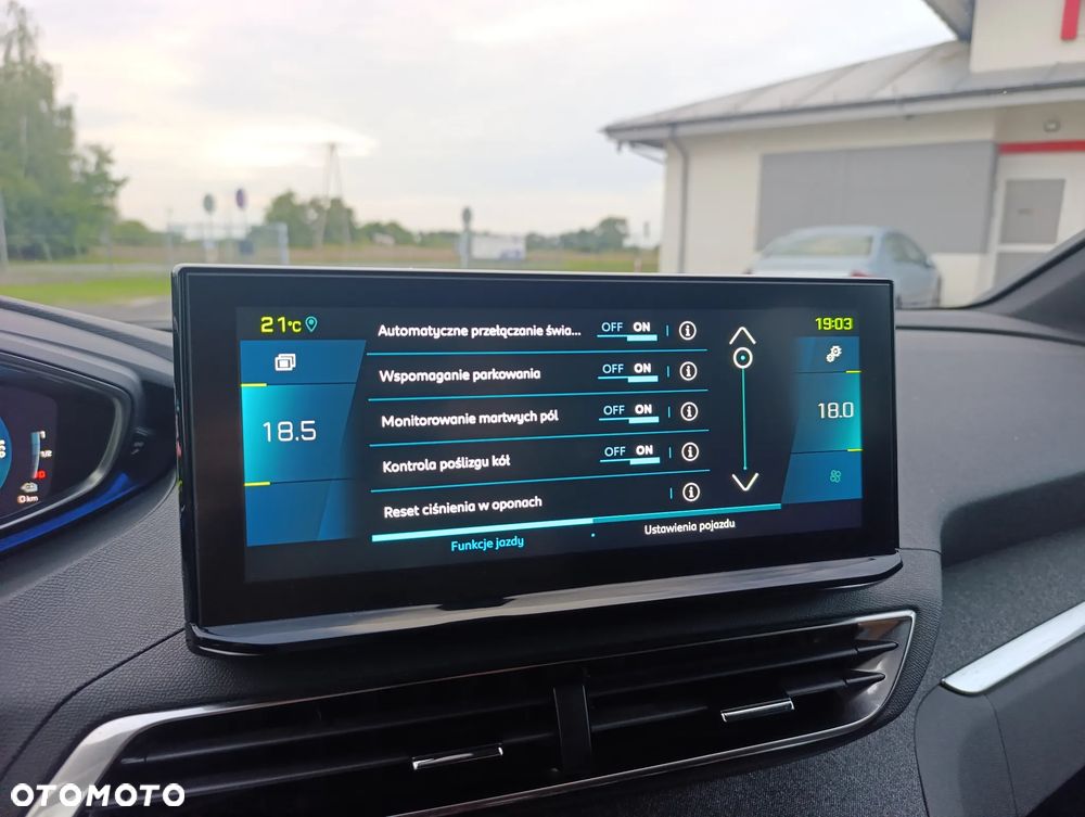 Peugeot 3008 1.6 PureTech Hybrid PHEV Active Pack S&S EAT8 - 32