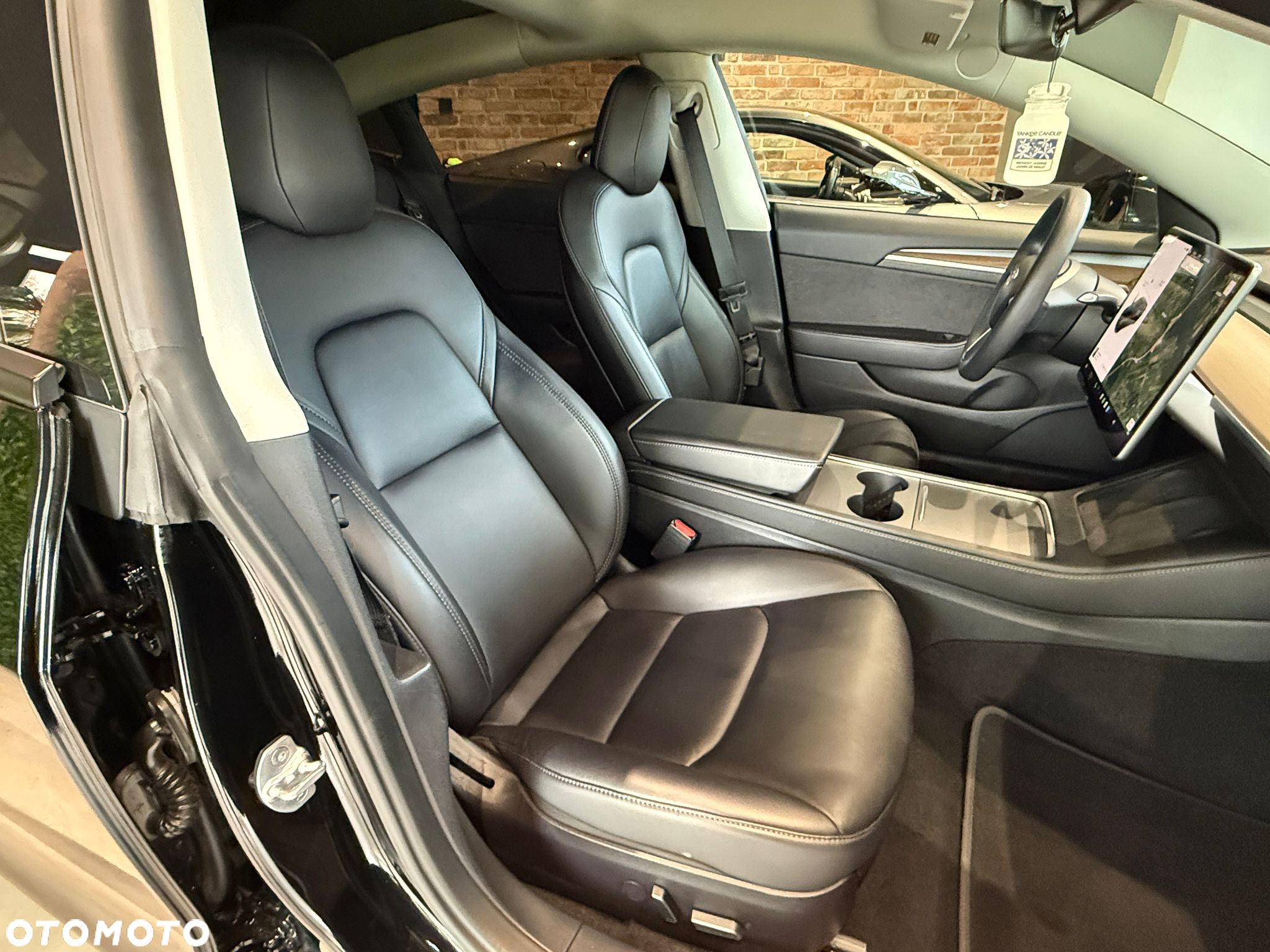 Tesla Model 3 Performance AWD - 20