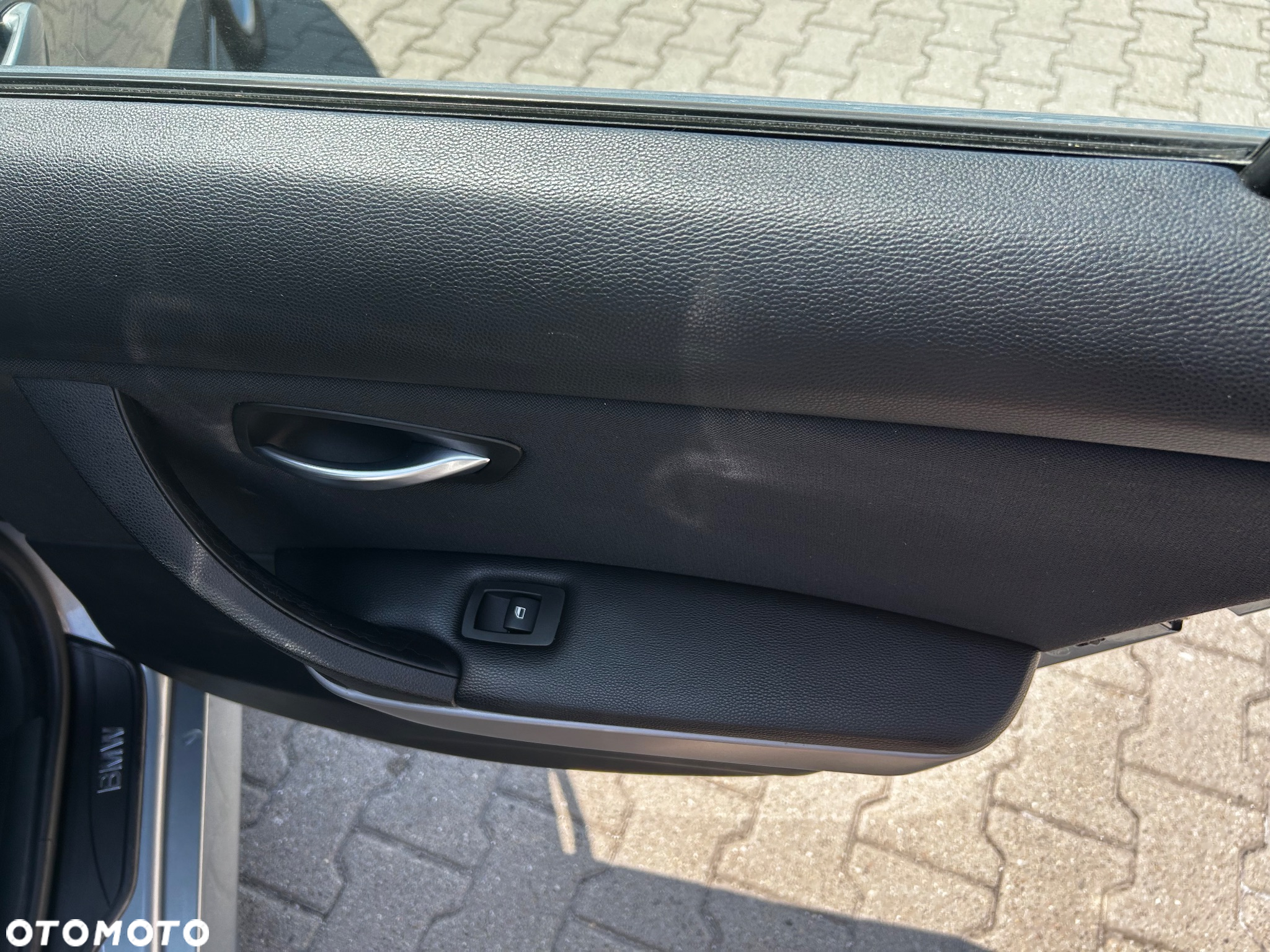 BMW Seria 3 320i Touring - 16