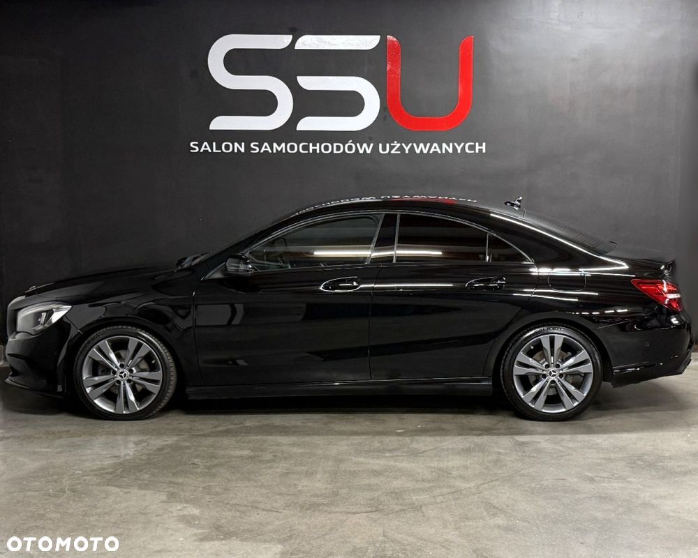 Mercedes-Benz CLA 200 7G-DCT Urban - 14