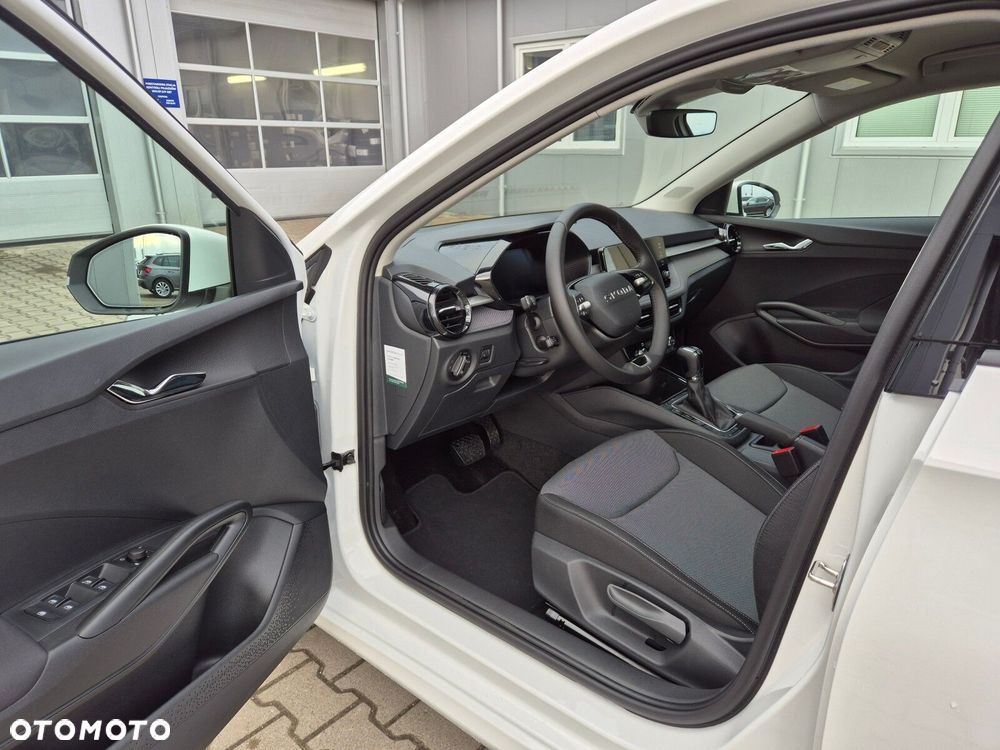 Skoda Fabia 1.0 TSI Selection DSG - 9