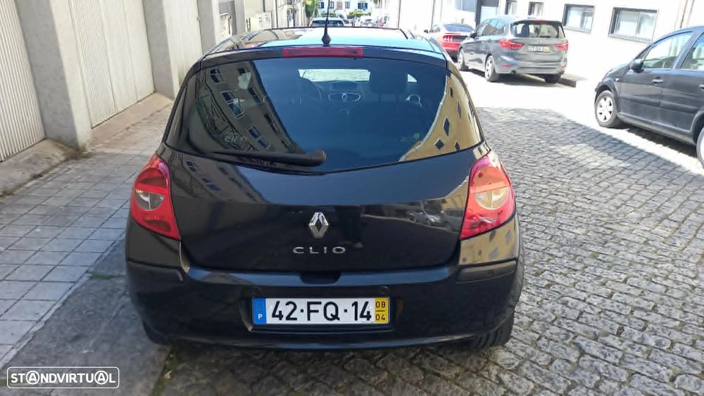 Renault Clio 1.5 dCi Dynamique - 9