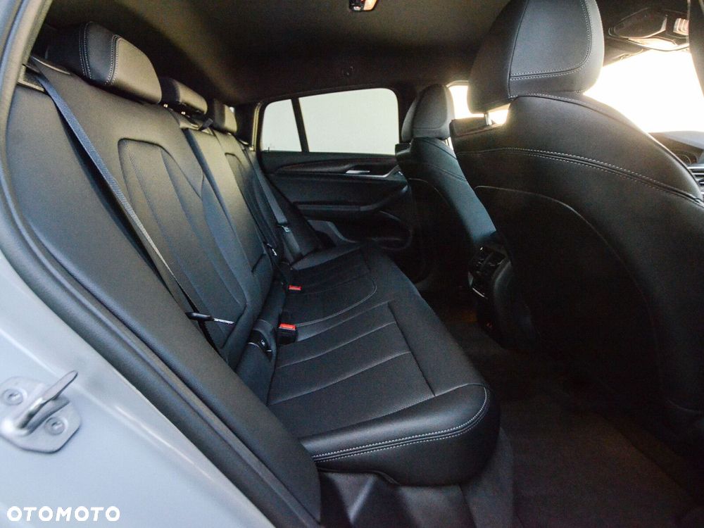 BMW X4 - 31