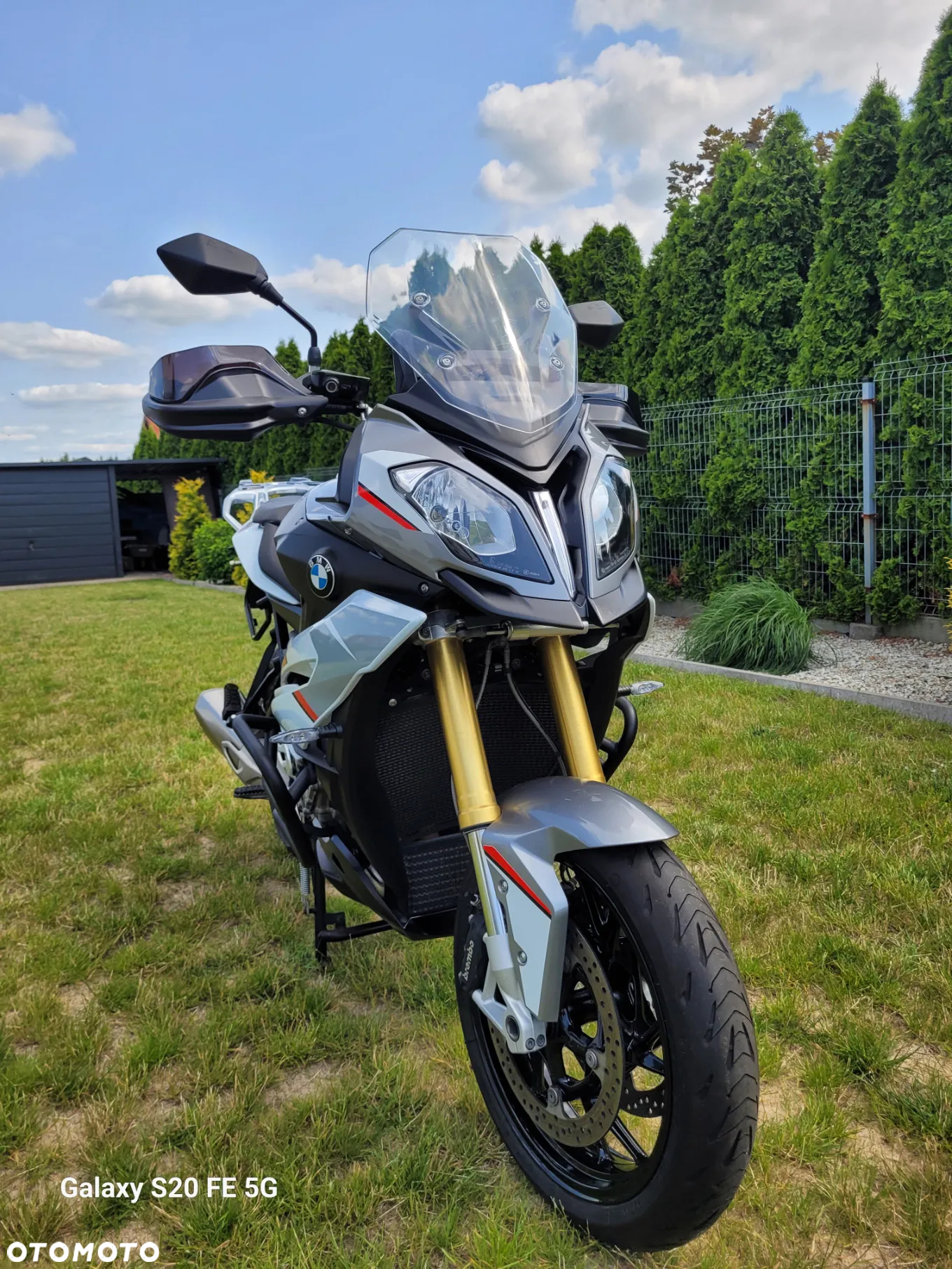 BMW XR - 12
