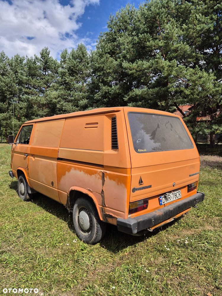 Volkswagen Transporter - 8
