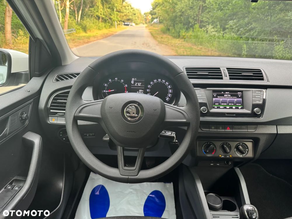 Skoda Fabia 1.0 MPI Cool Plus - 6