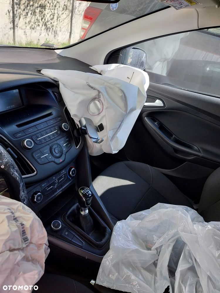Ford Focus 1.5 EcoBoost Trend Sport ASS - 6
