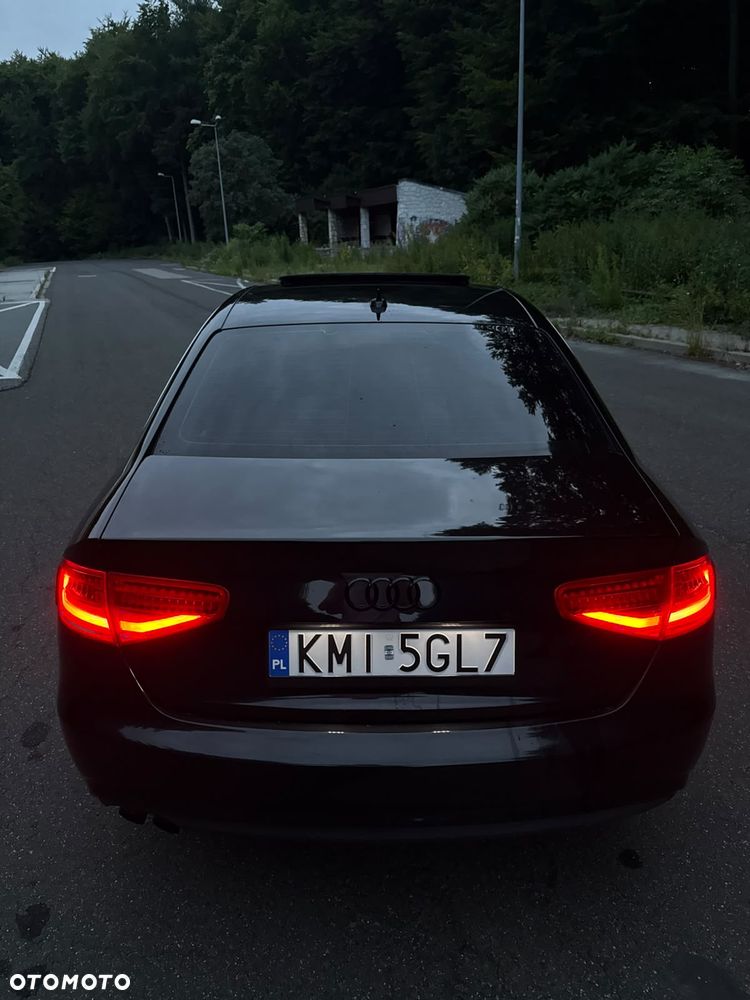 Audi A4 Limousine - 28