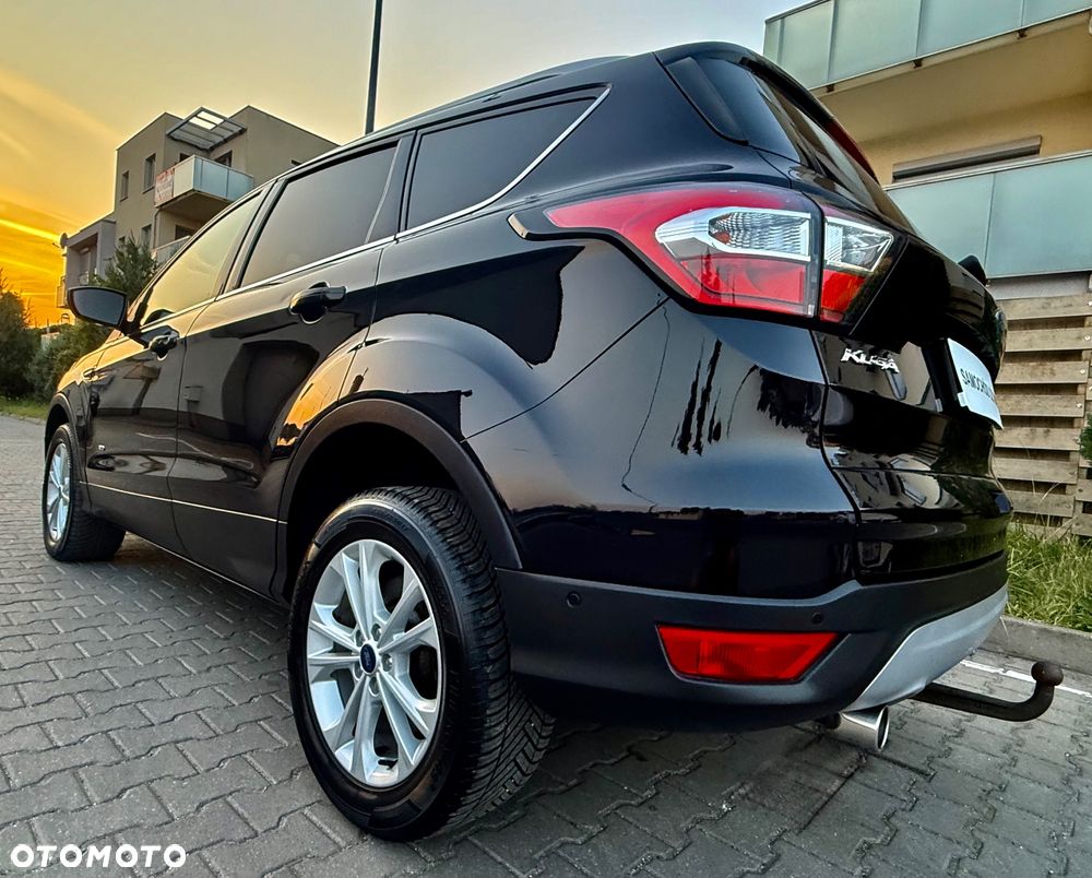 Ford Kuga - 16