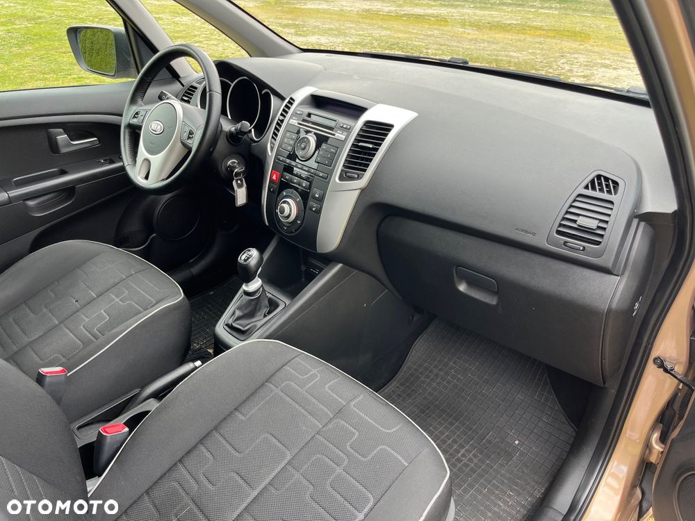 Kia Venga 1.4 CVVT ISG Spirit - 16