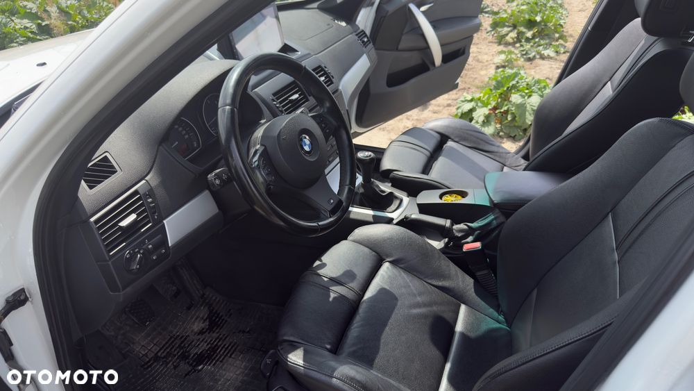 BMW X3 xDrive20d - 16