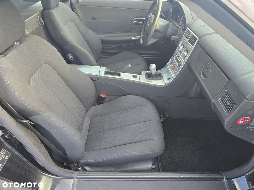 Chrysler Crossfire - 10