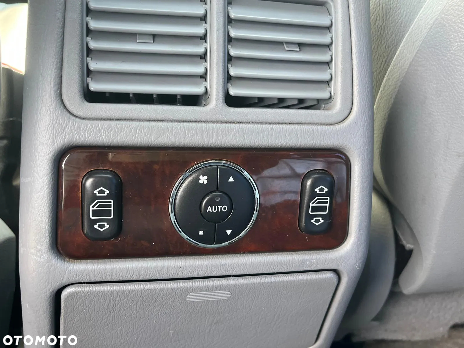 Mercedes-Benz ML - 19