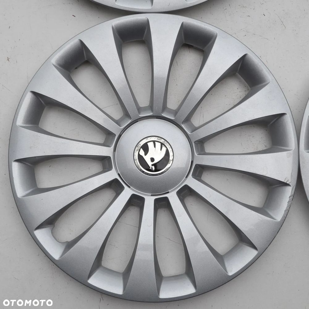 ORYGINALNE KOŁPAKI OEM SKODA 15 CALI x4szt. K-697 - 4