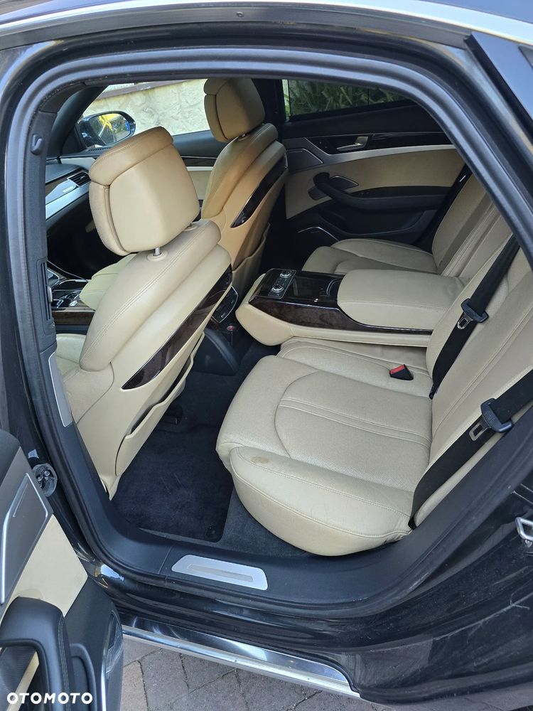 Audi A8 4.2 FSI Quattro - 14