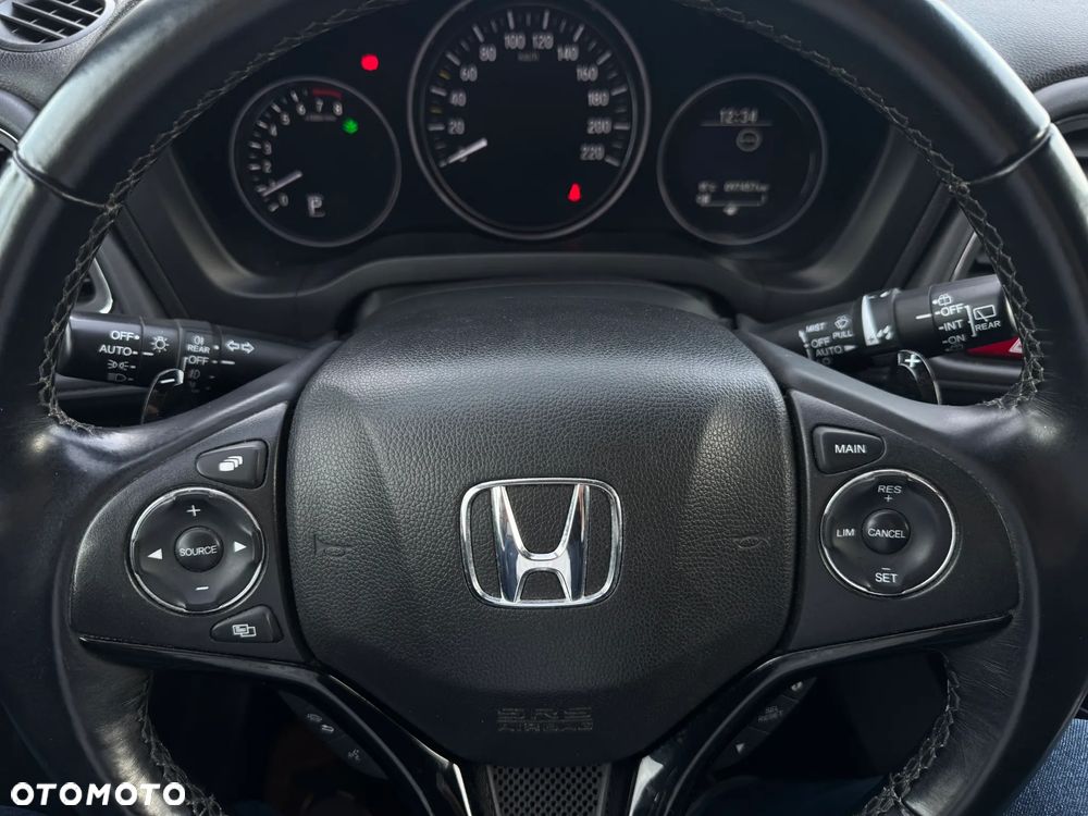 Honda HR-V 1.5 Executive (ADAS) CVT - 11