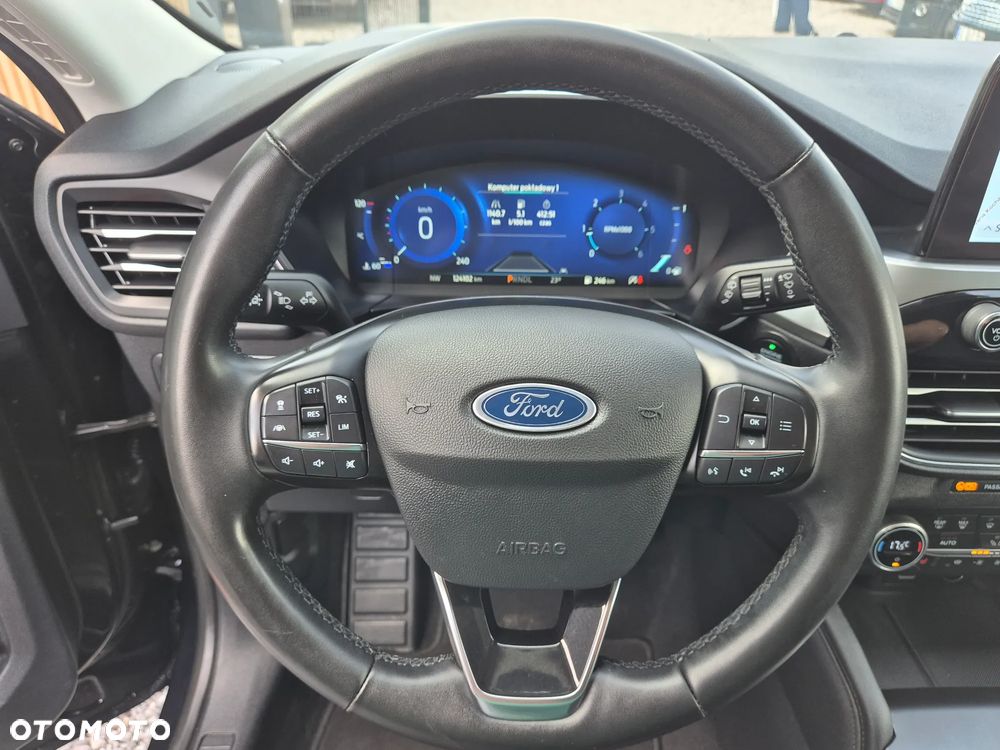 Ford Kuga - 35